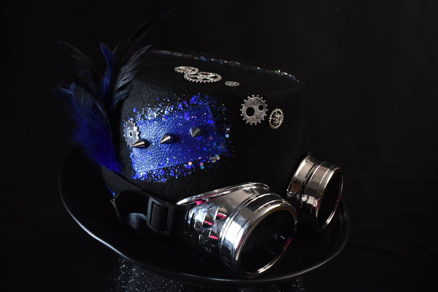 Chapeau steampunk bleu pique argenté