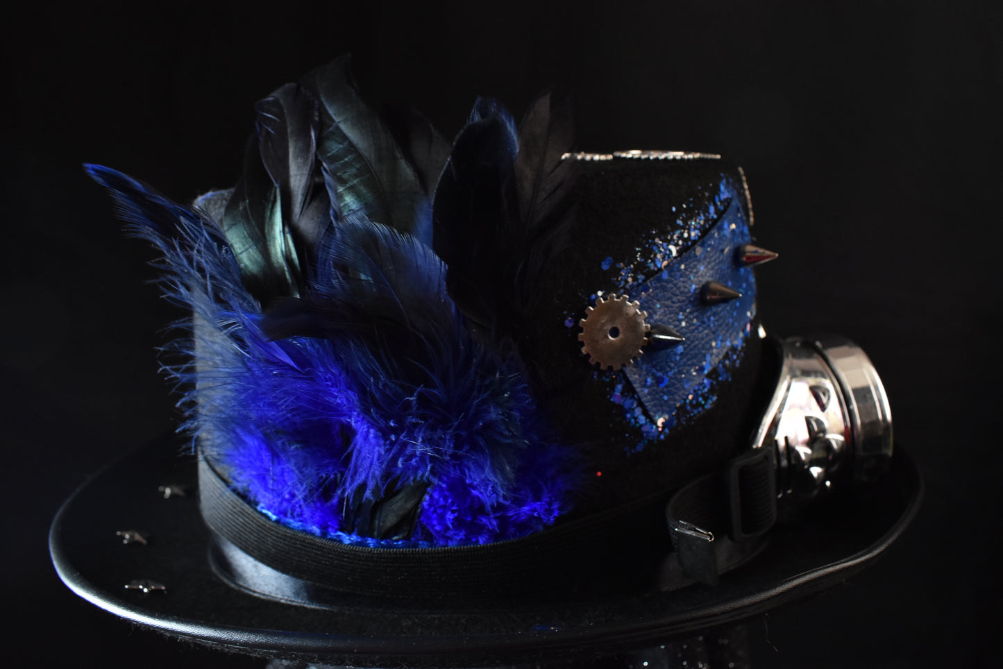 Chapeau steampunk bleu pique argenté