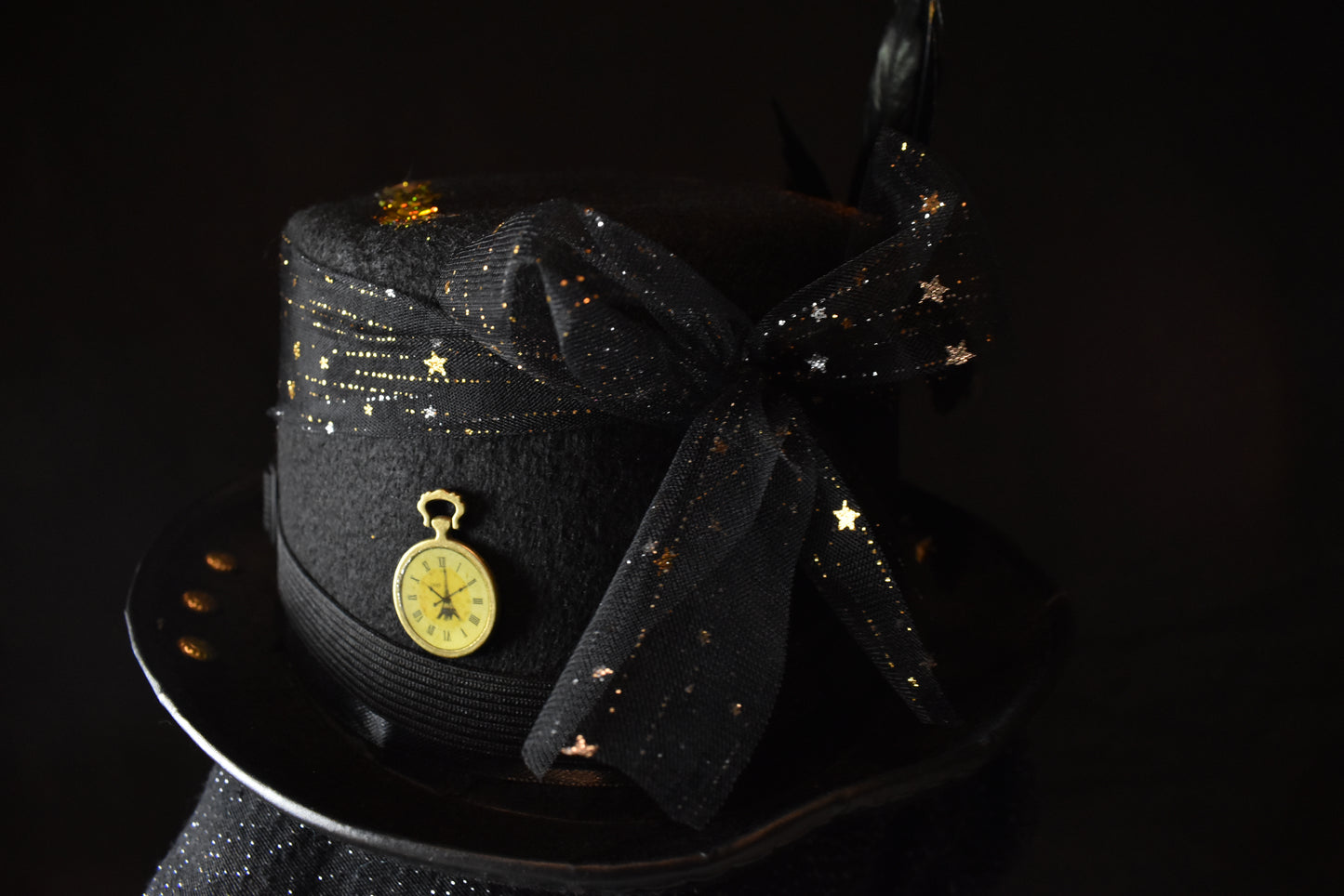 Chapeau steampunk horloge doré