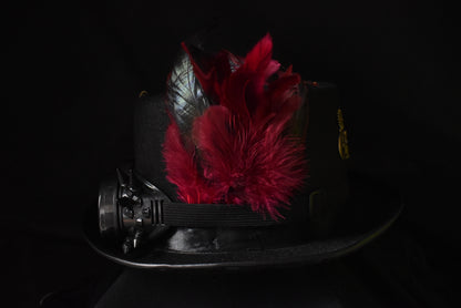 Chapeau steampunk rouge noir