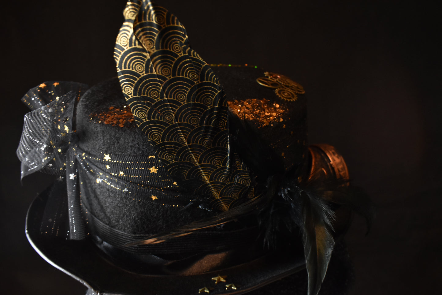 Chapeau steampunk horloge doré
