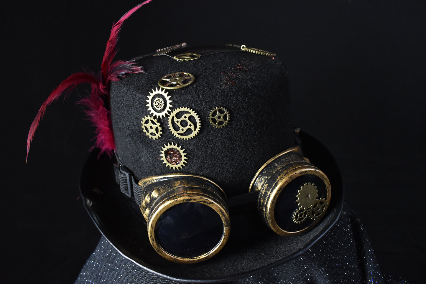 Chapeau steampunk rouge