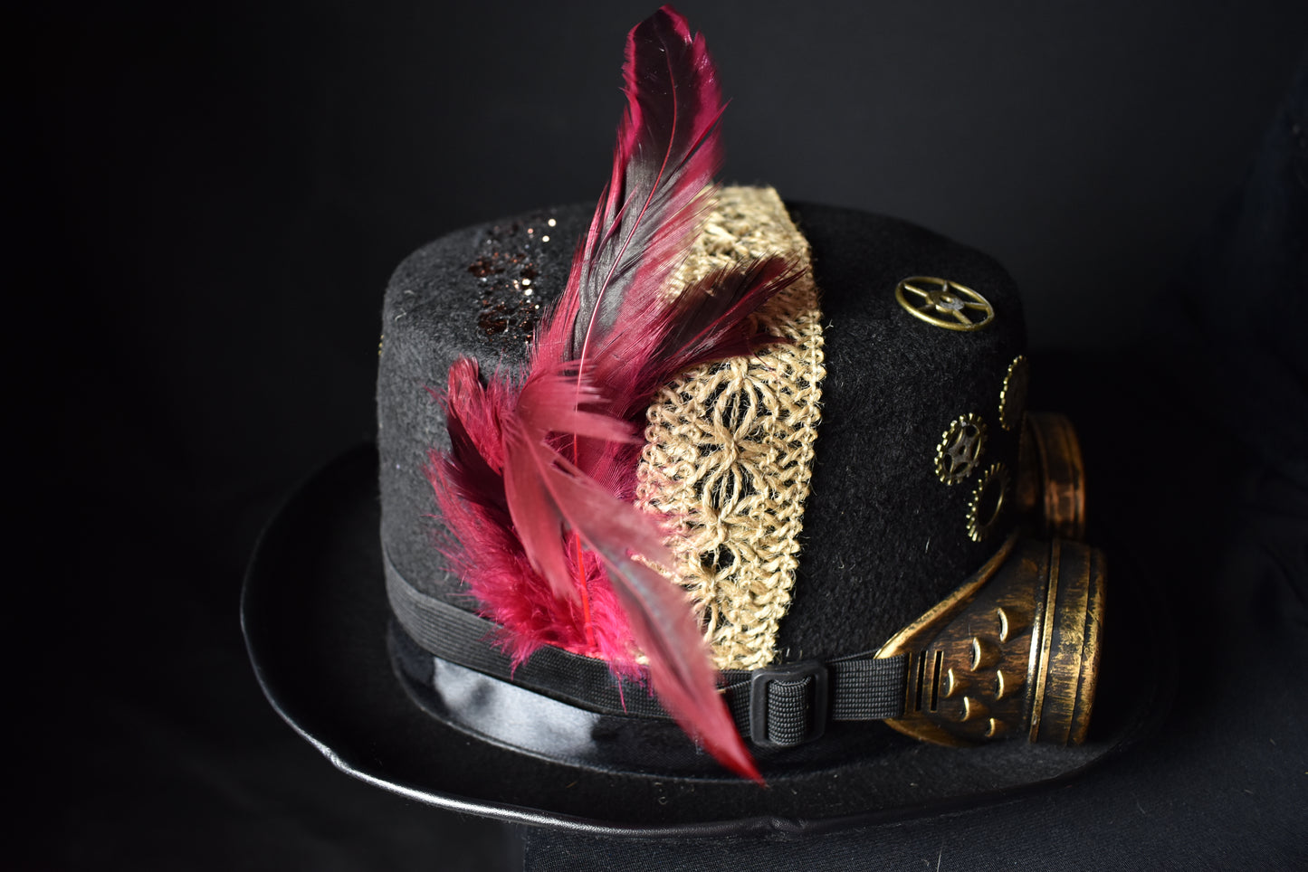 Chapeau steampunk rouge