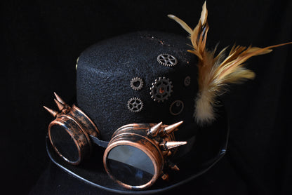 Chapeau steampunk pique brique chaine